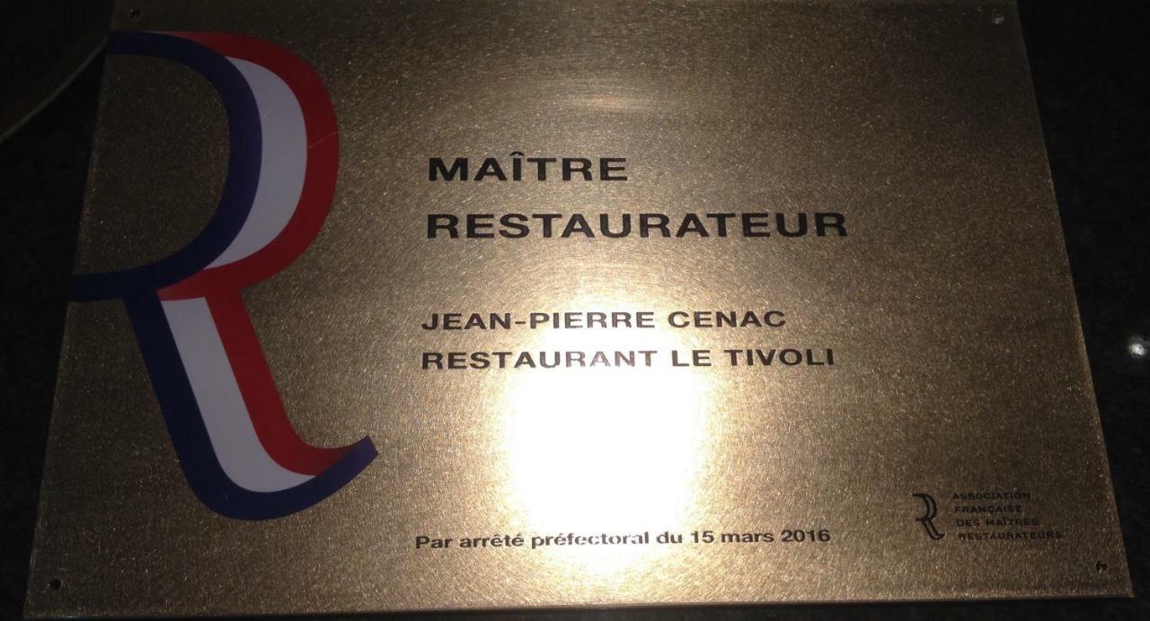 Hotel Le Tivoli Vic-en-Bigorre ภายนอก รูปภาพ